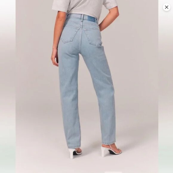 Abercrombie & Fitch Curve Love light wash Dad Jeans w/ Criss Cross Waistband 29 - Picture 2 of 10